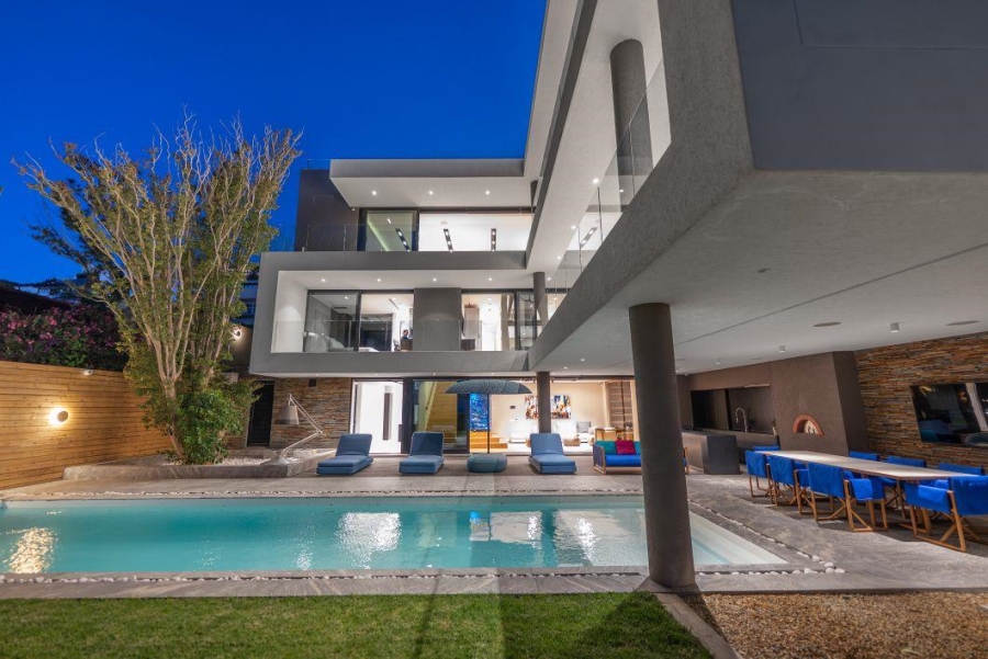 4 Bedroom Property for Sale in Camps Bay Western Cape